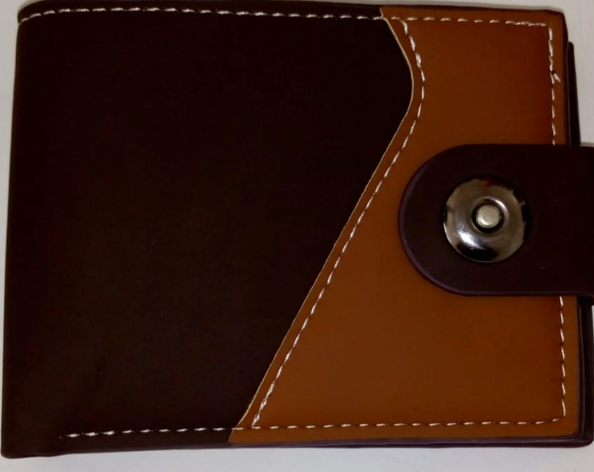 billetera con broche